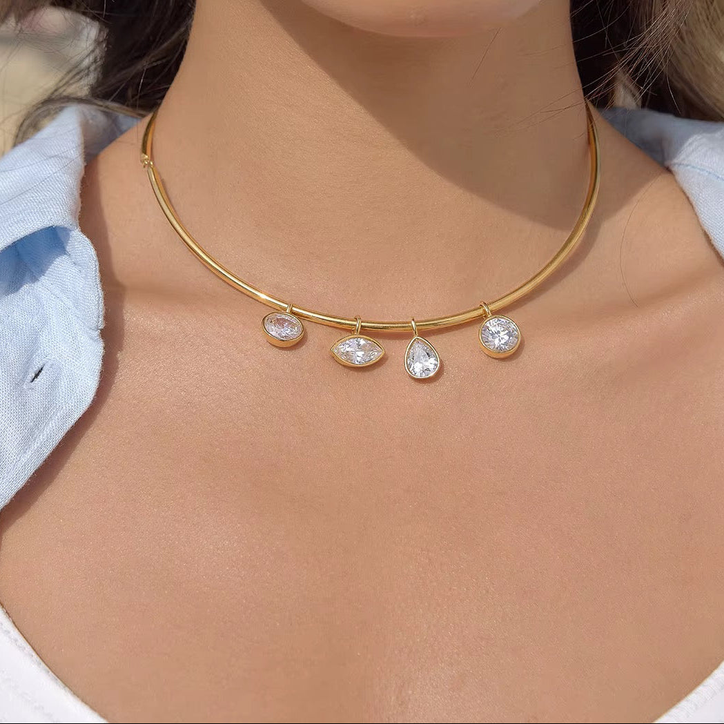 Choker Britney